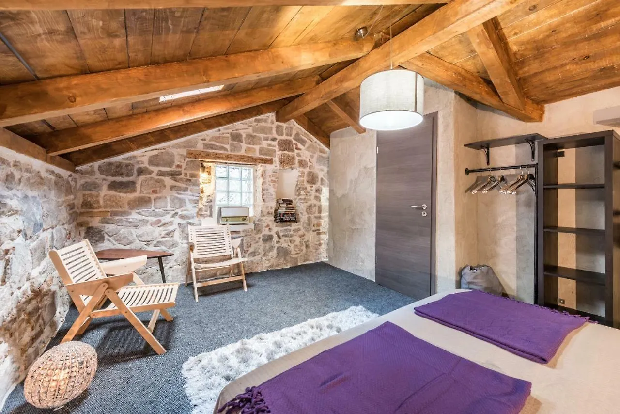 Livo Disno 12 Apartment Split