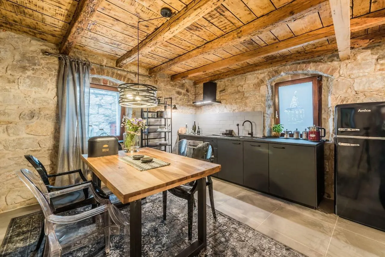 Apartman Livo Disno 12